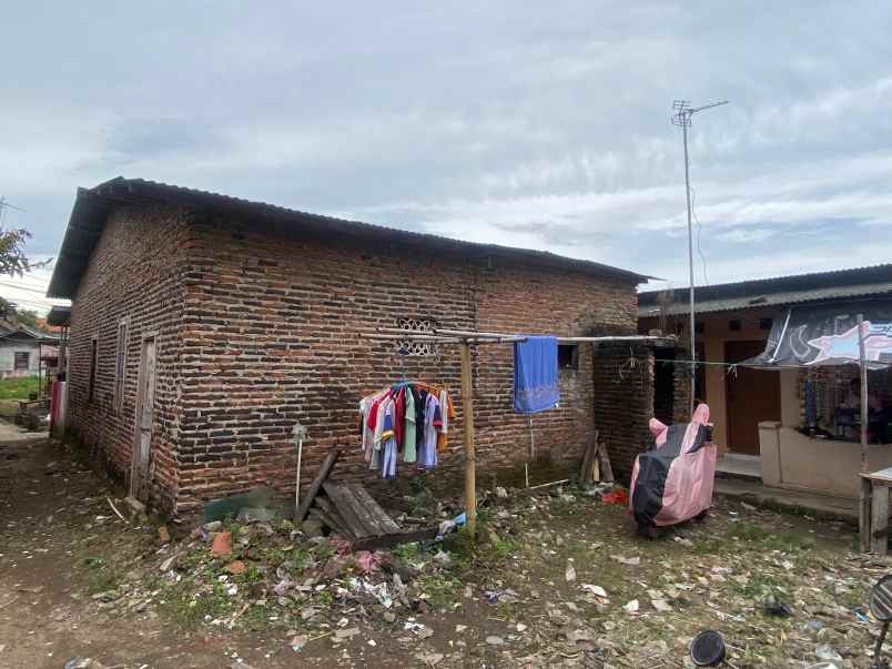 rumah kontrakan 2 pintu di pusat kota serang