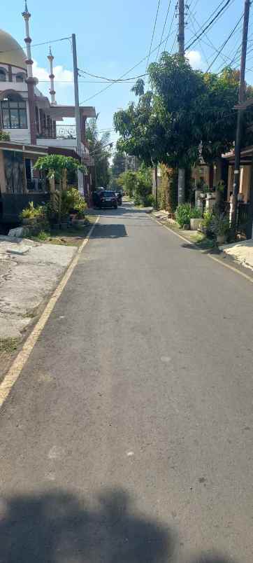 rumah lamper semarang selatan