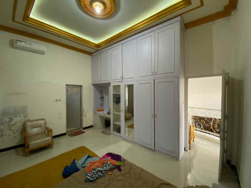 rumah mewah di sukoarjo jateng madewo apples