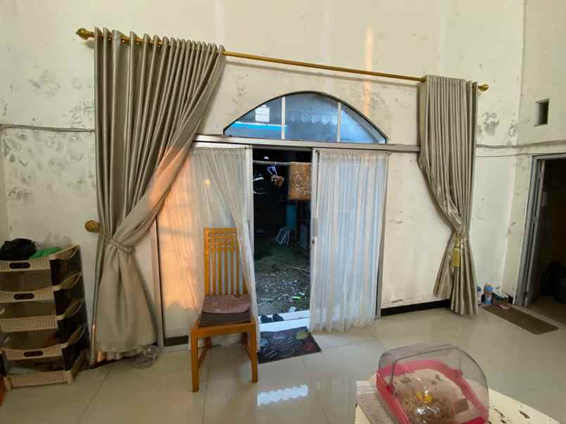 rumah mewah di sukoarjo jateng madewo apples