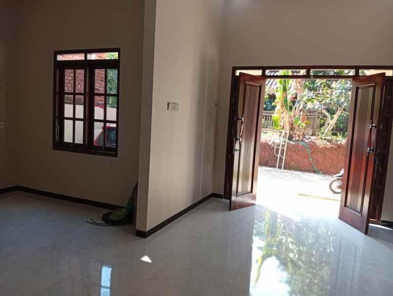 rumah mewah siap huni shm ready dekat kampus unnes