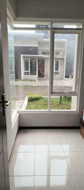 rumah minimalis 1 lantai 300 jutaan di sukun