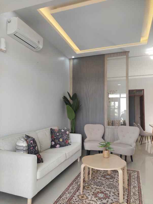 rumah modern cluster asri di jalan duyung pekanbaru