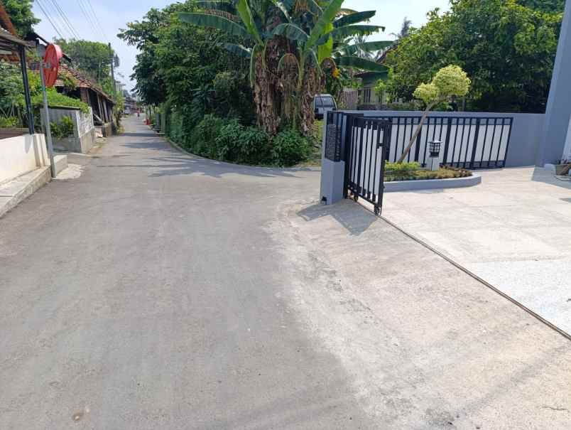 rumah modern di godean km 9 harga rp790 juta