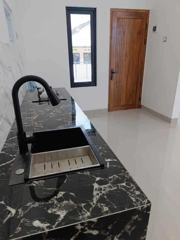rumah modern di godean km 9 harga rp790 juta