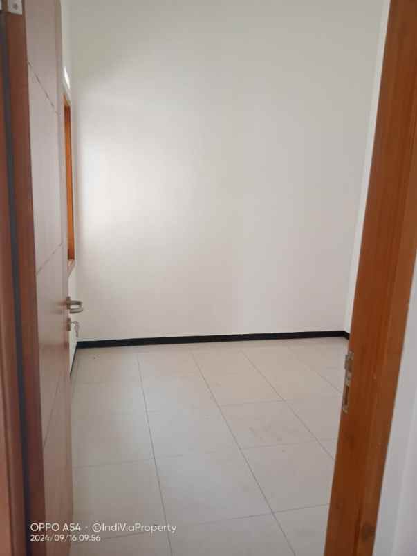 rumah modern ready stock area suhat