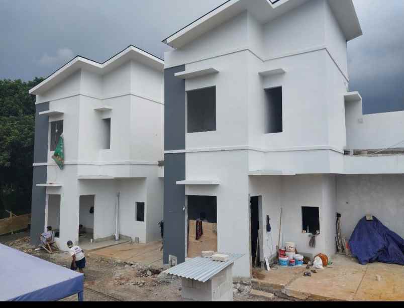 rumah murah setu cipayung jakarta timur 2 lantai