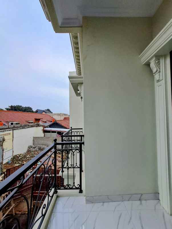 rumah murah siap huni di tanah baru beji depok