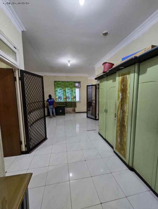 rumah nginden intan strategis hadap utara