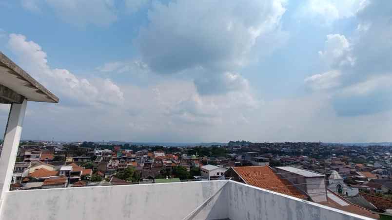 rumah pamularsih tengah kota semarang 3 kamar tidur