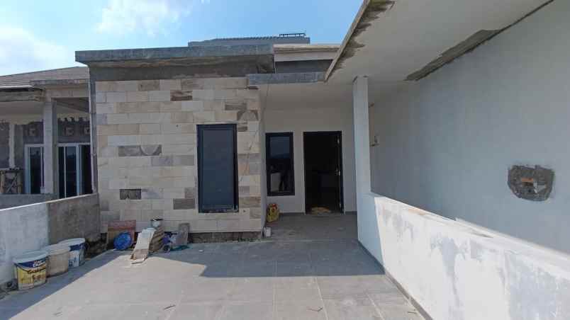 rumah pamularsih tengah kota semarang 3 kamar tidur