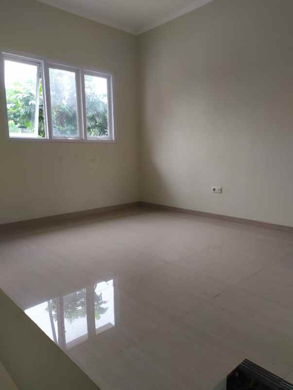 rumah pondok gede bekasi