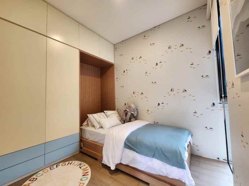 rumah rasa villa dekat dengan stasiun krl