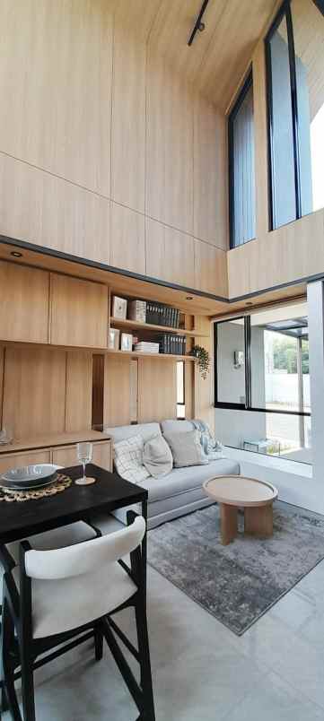 rumah rasa villa dekat dengan stasiun krl