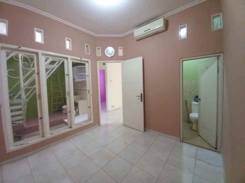 rumah ratna jatibening bekasi