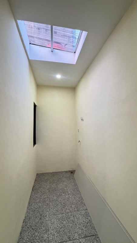 rumah ready siap huni shm strategis tengah kota