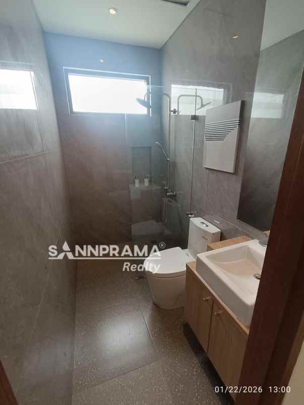 rumah resort full furnished ala hotel bintang di depok