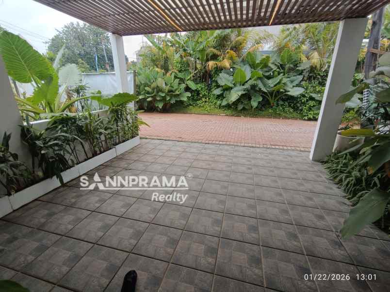 rumah resort full furnished ala hotel bintang di depok