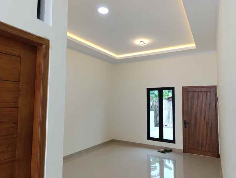 rumah rp670 juta di godean km 8 sleman
