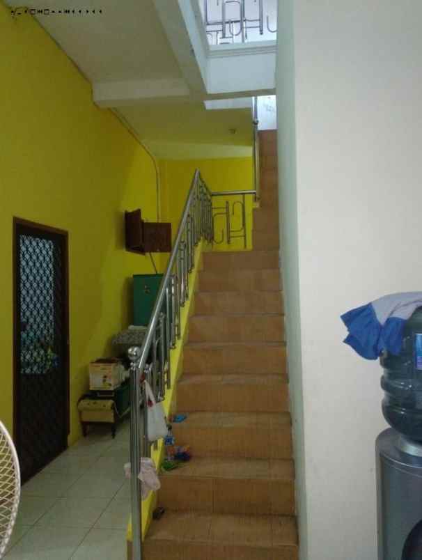 rumah rungkut barata strategis