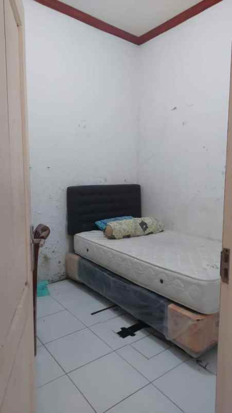 rumah sariwangi dekat cihanjuang gegerkalong bandung