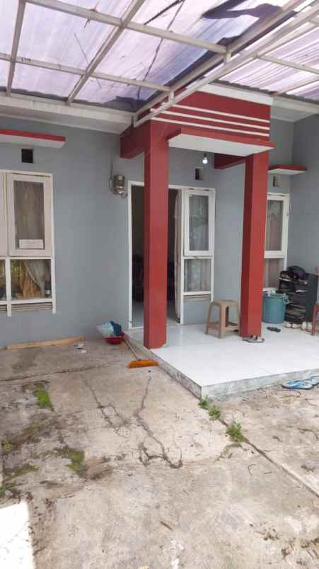 rumah sariwangi dekat cihanjuang gegerkalong bandung