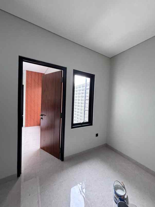rumah scandinavian 2 lantai di sleman