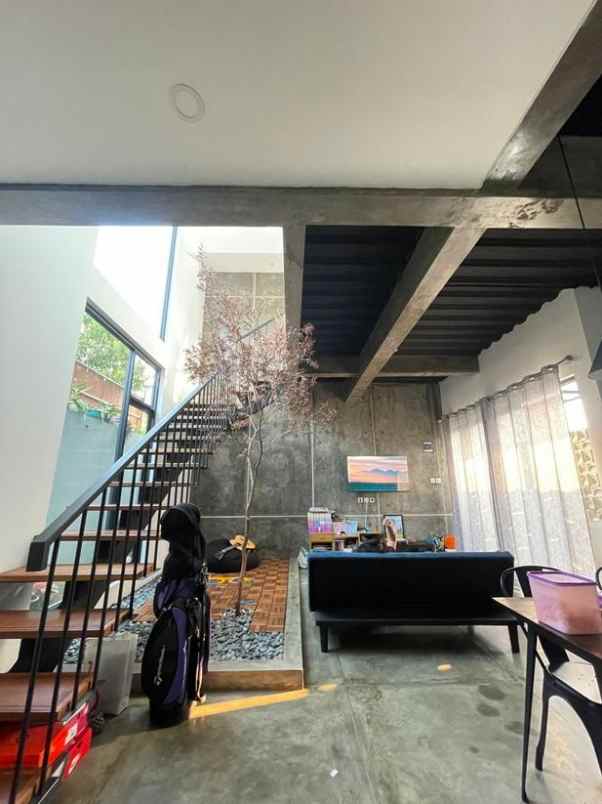 rumah second 2 lantai sayap dago ligar bandung utara