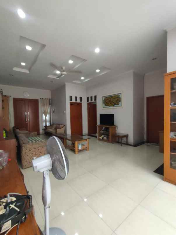 rumah second bintaro komplek jakarta selatan