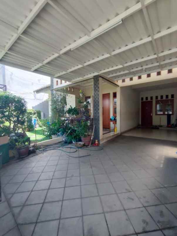 rumah second bintaro komplek jakarta selatan