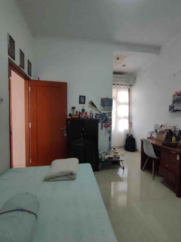 rumah second bintaro komplek jakarta selatan