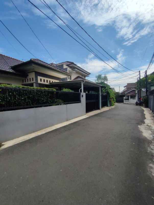 rumah second bintaro komplek jakarta selatan