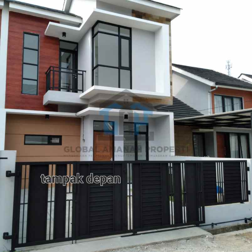 rumah second like new cipageran murah 2 lantai