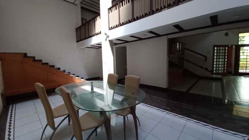 rumah setiabudi cipaku