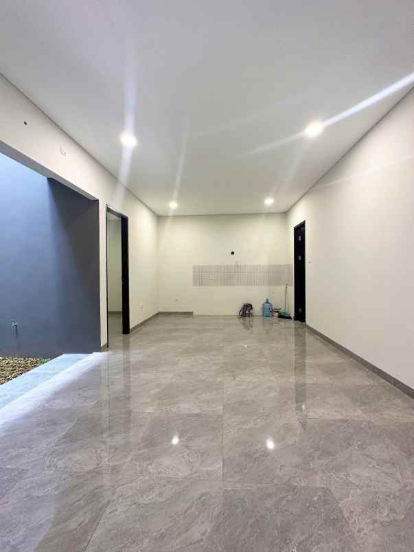 rumah siap huni dekat stasiun lrt pondok gede bekasi