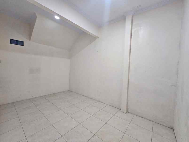 rumah siap huni di duta bumi 3 bekasi