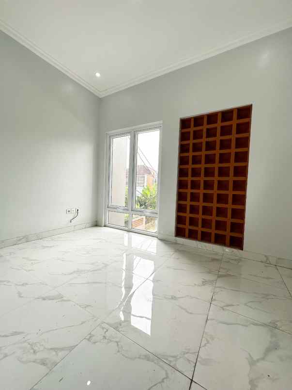 rumah siap huni premium di limo depok