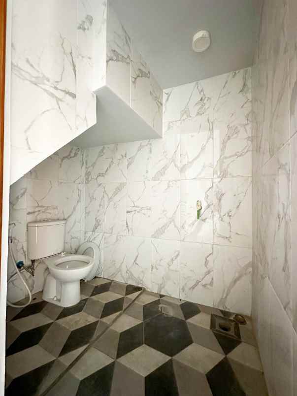 rumah siap huni premium di limo depok