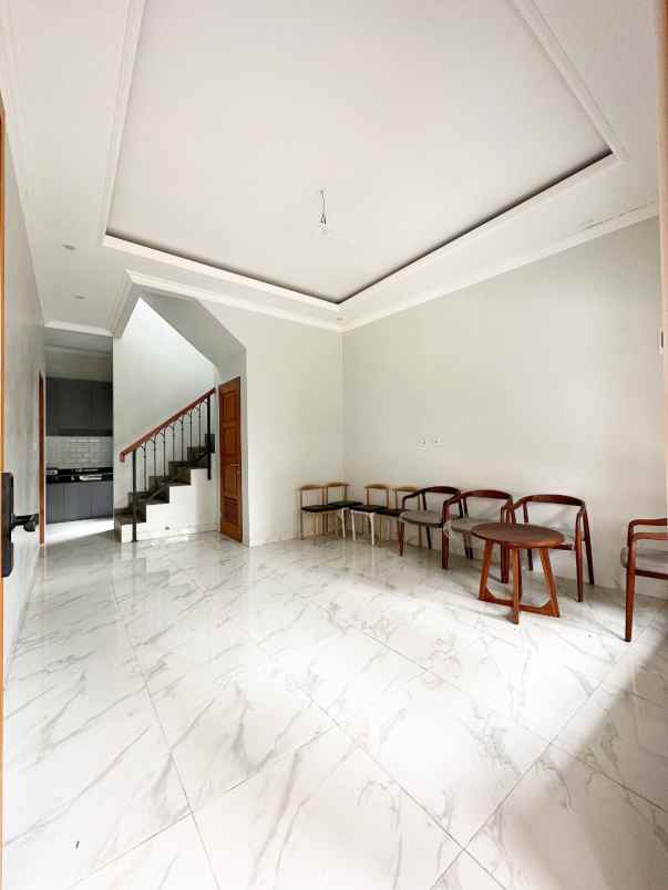 rumah siap huni premium di limo depok