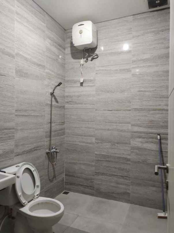 rumah sutorejo timur surabaya 120m2 full furnish