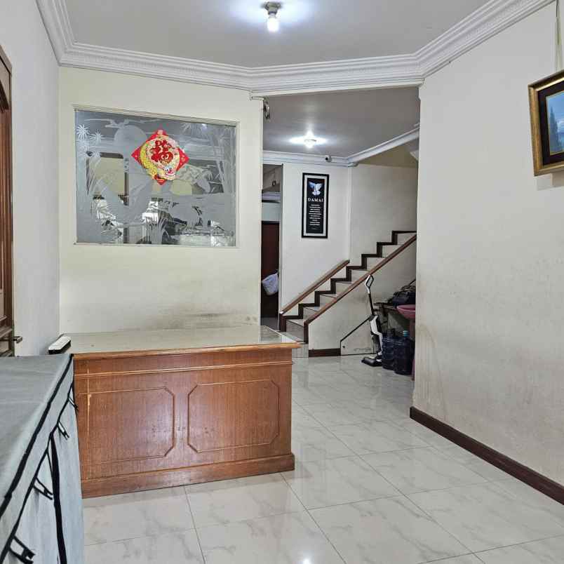 rumah taman holis indah dekat taman kopo indah bandung