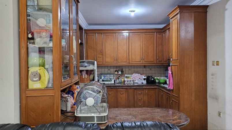 rumah taman holis indah dekat tki sumbersari bandung