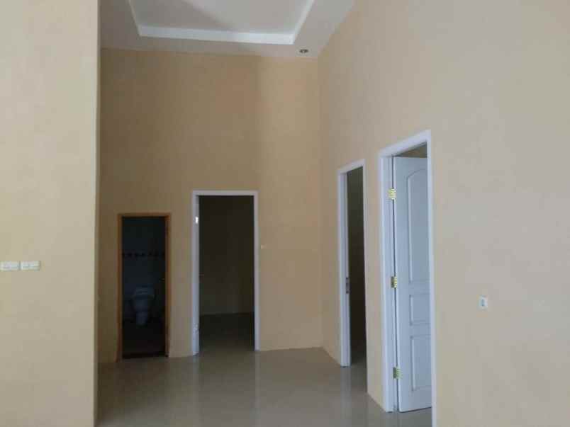 rumah taman mulyosari row jln 8 m