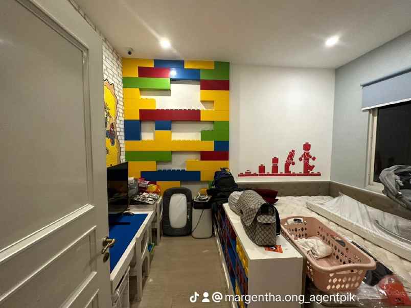 rumah town house cordoba pik furnished