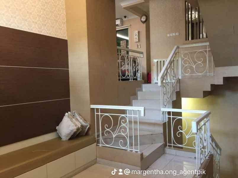 rumah town house cordoba pik furnished