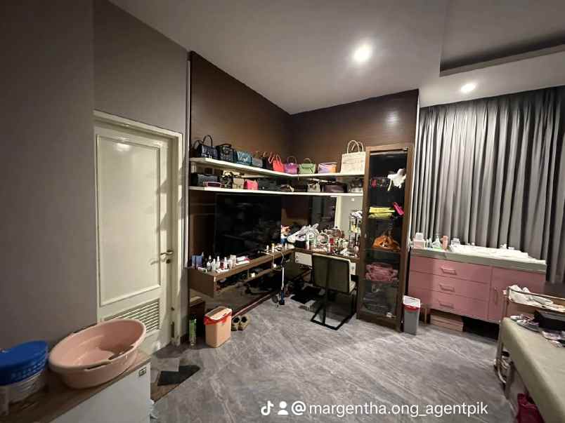 rumah town house cordoba pik furnished