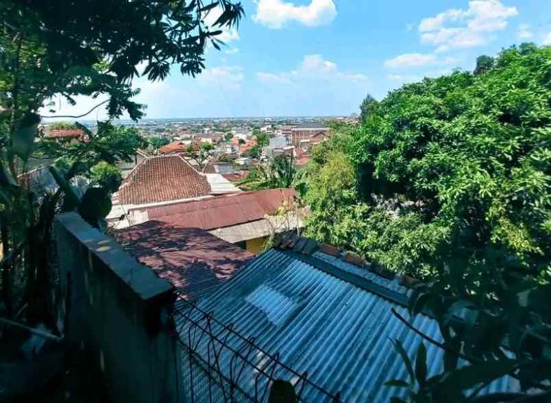 rumah view kota candisari semarang atas