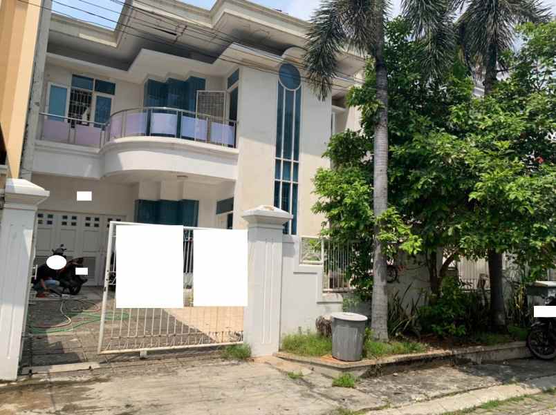 rumah villa permata gading