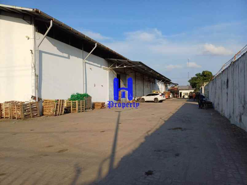 sewa gudang siap pakai di jalan medan sampali road