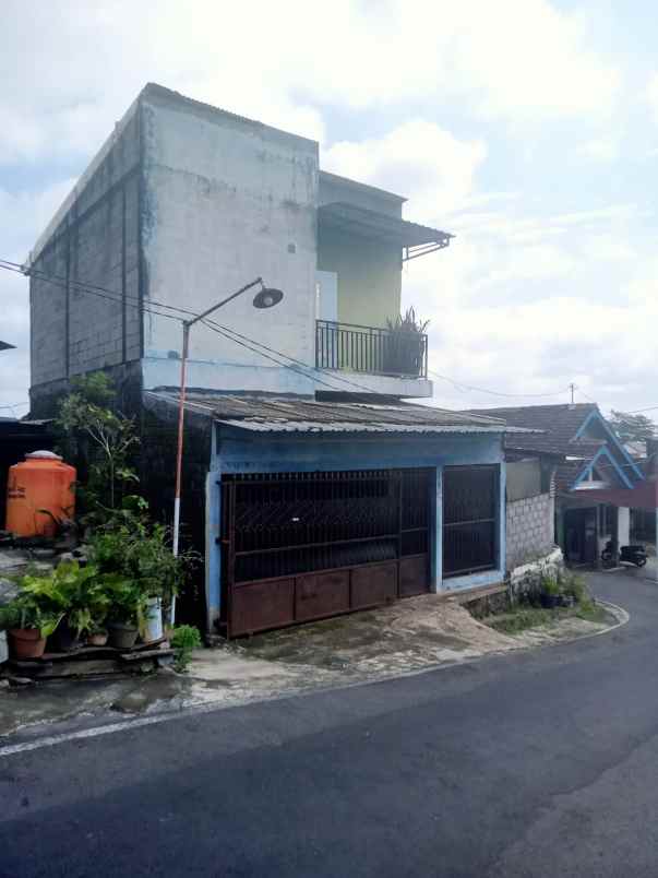 super deal rumah 2 lantai di pudak payung